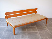 画像をギャラリービューアに読み込む, Nanna Ditzel Daybed