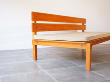 画像をギャラリービューアに読み込む, Nanna Ditzel Daybed