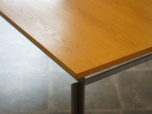 画像をギャラリービューアに読み込む, Poul Kjærholm PK55 Table