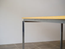 画像をギャラリービューアに読み込む, Poul Kjærholm PK55 Table