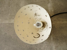 画像をギャラリービューアに読み込む, Orla Høyer(オーラ・ホイヤー)北欧ペンダントランプのシェード内部