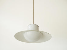 画像をギャラリービューアに読み込む, Paavo Tynell(パーヴォ・ティネル)ペンラントランプ モデル1673を下から