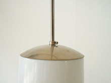 画像をギャラリービューアに読み込む, Paavo Tynell(パーヴォ・ティネル)ペンラントランプ モデル1673の金属傘
