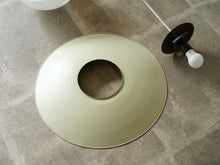 画像をギャラリービューアに読み込む, Paavo Tynell(パーヴォ・ティネル)ペンラントランプ モデル1673のシェード