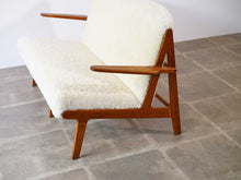 画像をギャラリービューアに読み込む, モーエンセンのソファー