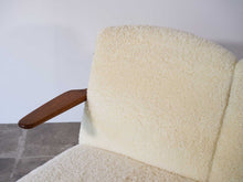 画像をギャラリービューアに読み込む, モーエンセンのソファー背もたれ