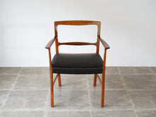 画像をギャラリービューアに読み込む, Ole Wanscher Armchair