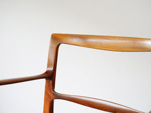 画像をギャラリービューアに読み込む, Ole Wanscher Armchair