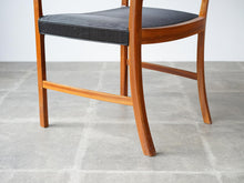 画像をギャラリービューアに読み込む, Ole Wanscher Armchair