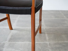 画像をギャラリービューアに読み込む, Ole Wanscher Armchair