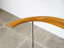 画像をギャラリービューアに読み込む, Hans J. Wegner JH701 ハンスJウェグナーのアームチェアの肘掛け