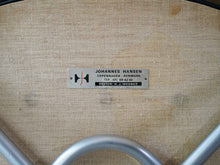 画像をギャラリービューアに読み込む, Hans J. Wegner JH701 ハンスJウェグナーのアームチェアを製作したヨハネスハンセンのプレートタグ