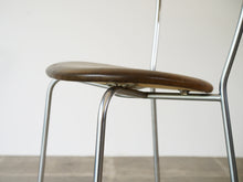 画像をギャラリービューアに読み込む, Hans J. Wegner JH701 ハンスJウェグナーのアームチェアの脚と座面