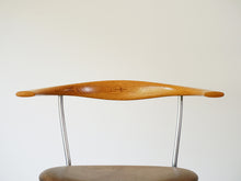 画像をギャラリービューアに読み込む, Hans J. Wegner JH701 Chair