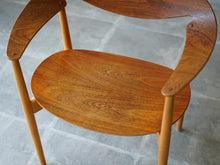 画像をギャラリービューアに読み込む, メトリポリタンチェアの座面