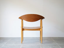 画像をギャラリービューアに読み込む, メトリポリタンチェアの背面