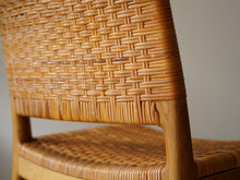 画像をギャラリービューアに読み込む, ハンスウェグナーJH504チェアの背もたれ裏