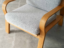 画像をギャラリービューアに読み込む, Hans J Wegner GE671 ハンスJウェグナーのゲタマ製イージチェアのブークレ素材の座面