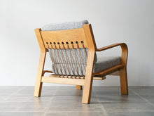 画像をギャラリービューアに読み込む, Hans J Wegner GE671 ハンスJウェグナーのゲタマ製イージチェアの背面