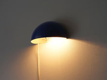 画像をギャラリービューアに読み込む, Danish design Blue wall lamp
