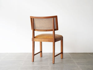 リーグモル・アンデルセン 北欧インテリア Rigmor Andersen chair 籐の背もたれと革張りの座面の椅子 ビンテージチェア 椅子の背面