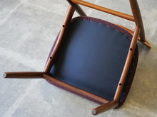 画像をギャラリービューアに読み込む, Harry Østergaard Chair
