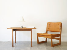 画像をギャラリービューアに読み込む, Hans J Wegner Andreas Tuck ハンス ウェグナー アンドレアスタック 北欧ヴィンテージ オーク材 コーヒーテーブルとグレーテヤルクの椅子Grete JalkヴェルナーパントンのテーブルランプVerner Panton Pantop
