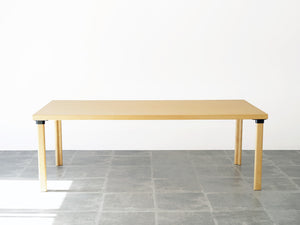 Alvar Aalto アルヴァアアルトのダイニングテーブル 北欧デザインのテーブル アールト