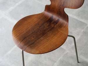 アルネヤコブセン アントチェア 3本脚 ビンテージ ローズウッド ありんこチェア Arne Jacobsen Model 3100 Ant chair ヤコブセンのダイニングチェアの座面