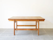画像をギャラリービューアに読み込む, Hans J Wegner AT22 Andreas Tuck ハンス ウェグナー オーク無垢材 正方形 コーヒーテーブル ローテーブル
