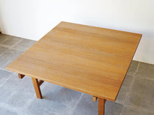 画像をギャラリービューアに読み込む, Hans J Wegner AT22 Andreas Tuck ハンス ウェグナー オーク無垢材 正方形 コーヒーテーブル ローテーブルの天板
