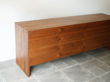 画像をギャラリービューアに読み込む, Nissen Gehl Aksel Kjersgaard Sideboard ニッセン ゲール 北欧デザイン サイドボードの背面
