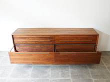 画像をギャラリービューアに読み込む, Nissen Gehl Aksel Kjersgaard Sideboard ニッセン ゲール 北欧デザイン サイドボード 引き出しの開けた様子
