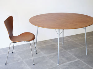 アルネヤコブセン ダイニングテーブル ビンテージ 丸テーブル 円卓 北欧インテリア Arne Jacobsen dinning table ダイニングテーブルと椅子