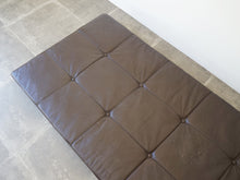 画像をギャラリービューアに読み込む, Poul Kjærholm PK80 ポールケアホルム 北欧ヴィンテージ レザーマットレス
