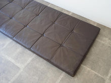 画像をギャラリービューアに読み込む, Poul Kjærholm PK80 ポールケアホルム 北欧ヴィンテージ レザーマットレス
