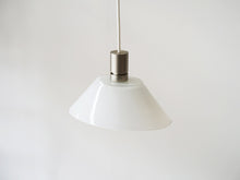 画像をギャラリービューアに読み込む, Christina Halskova &amp; Hanne Dalsgaard “Flamingo” pendant light
