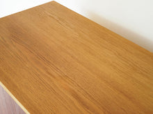 画像をギャラリービューアに読み込む, Børge Mogensen Cabinet with shelves Karl Andersson Söner ボーエモーエンセン オークとチークのキャビネット サイドボードの木目
