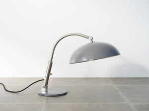 Herman Busquet Adjustable Table lamp ハーマン・ブスケットのテーブルランプ デスクライト オランダ 照明デザイン 角度調整可能