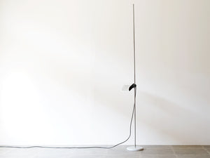 Joe Colombo Alogena Floor Lampジョエコロンボ イタリア デザイナーズ照明  アロジェーナ フロアランプ スタンドライト イタリアデザイン