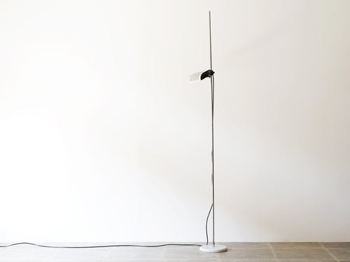 Joe Colombo Alogena Floor Lampジョエコロンボ イタリア デザイナーズ照明  アロジェーナ フロアランプ スタンドライト