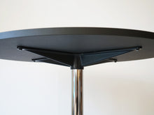 画像をギャラリービューアに読み込む, Charles Eames Ray Eames CTM Vitraチャールズイームズ レイイームズ  アルミニウム 丸テーブル 天板の裏面
