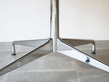 画像をギャラリービューアに読み込む, Charles Eames Ray Eames CTM Vitraチャールズイームズ レイイームズ  アルミニウム 丸テーブルの脚
