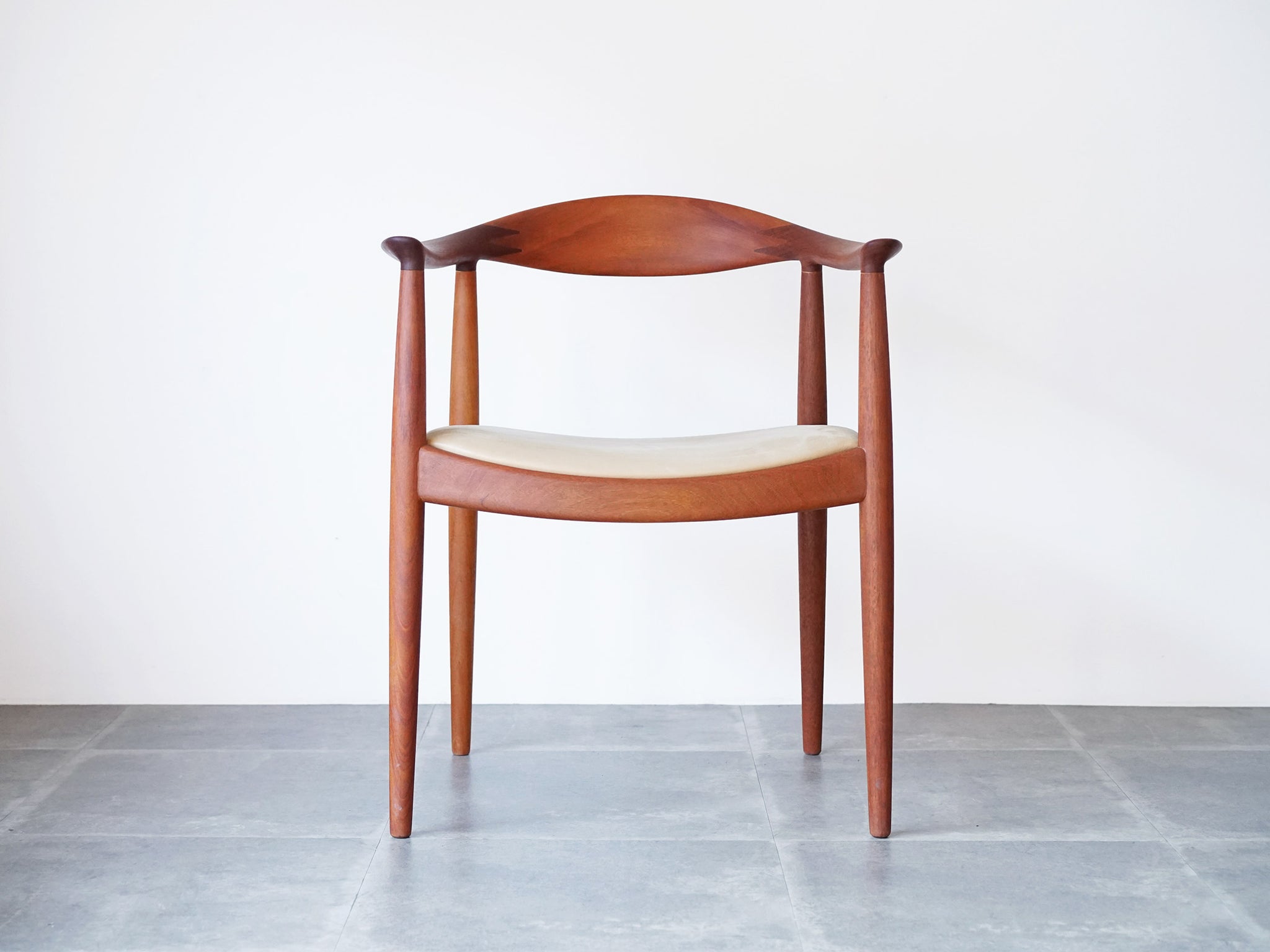 Hans J. Wegner（ハンス・J・ウェグナー ）商品一覧 / 北欧ヴィンテージ家具 ビンテージ ウェグナー – タグ 