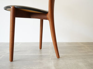 Erik Andersen Palle Pedersen Chair with rosewood inlays エリック・アンダーセンパレ・ペダーセン ローズウッドの嵌め込みのある背もたれの椅子 ダイニングチェア北欧ヴィンテージ 椅子の背もたれの曲線
