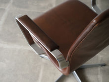 画像をギャラリービューアに読み込む, アルネヤコブセンのオクスフォードチェア アームチェア オフィスチェア 椅子 Arne Jacobsen Oxford Chair ヤコブセンの椅子のアーム
