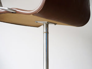 アルネヤコブセンのオクスフォードチェア アームチェア オフィスチェア 椅子 Arne Jacobsen Oxford Chair ヤコブセンの椅子の座面下