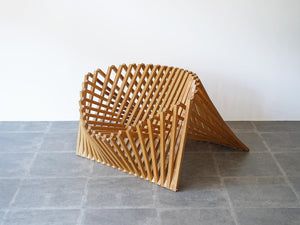 オランダ モダンデザイン デザイナーズチェア Robert van Embricqs Rising Chair
