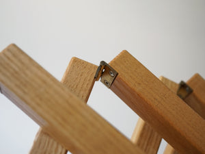 オランダ モダンデザイン デザイナーズチェア Robert van Embricqs Rising Chair ライジングチェアの蝶番