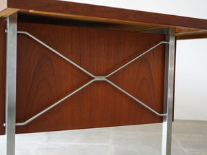 Hans J Wegner Johannes Hansen ハンスjウェグナーのデスク デスクの右側フレーム